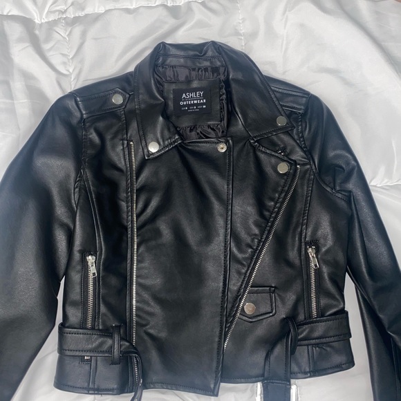 Never used, new , not real leather but cute, bought from local store. - Picture 4 of 4